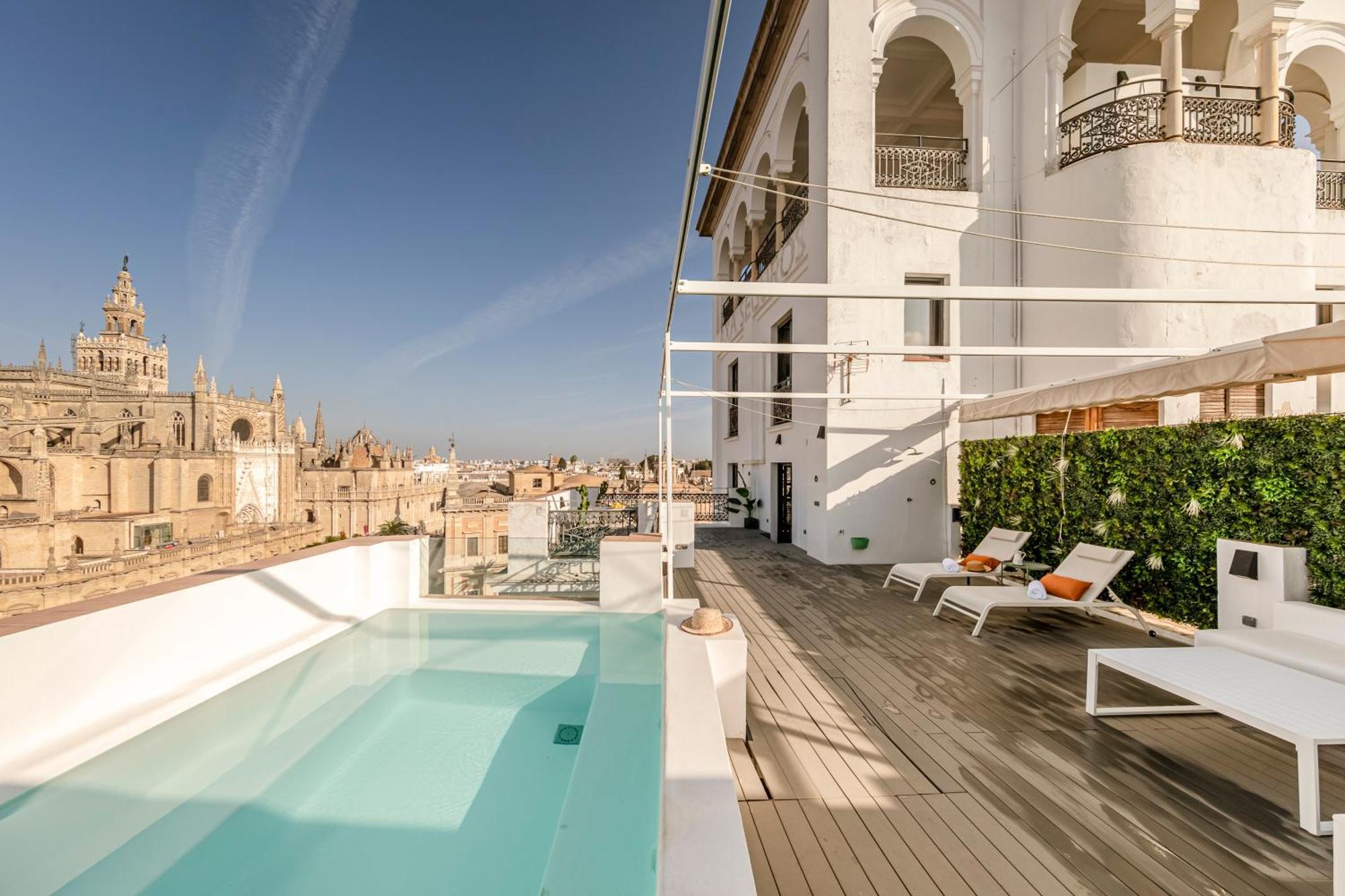 Isg Apartments Modern Atticpool At The Cathedralfree Parking Sevilla Dış mekan fotoğraf