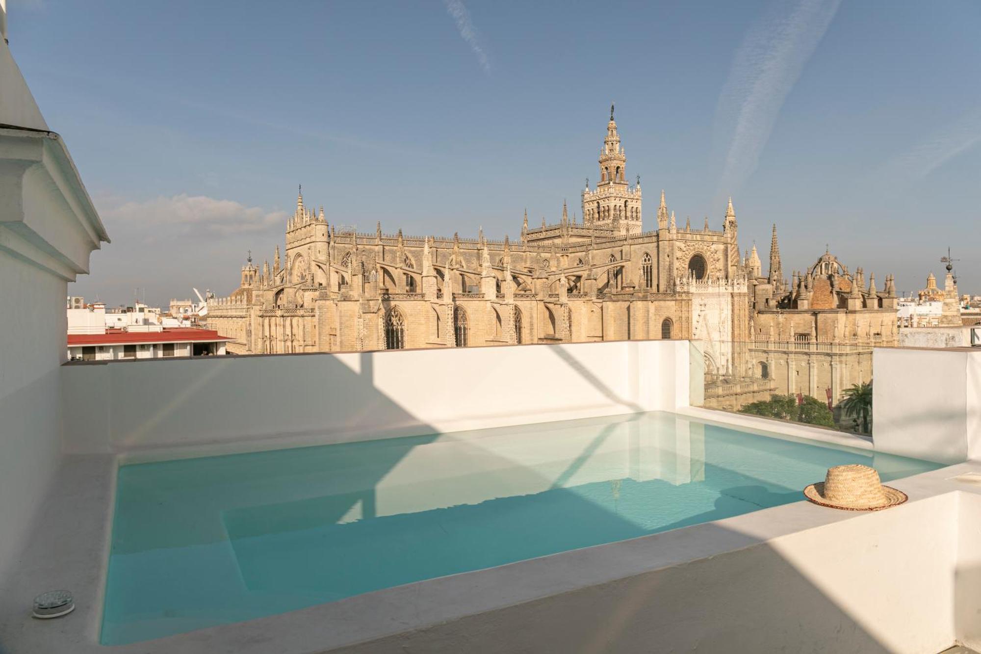 Isg Apartments Modern Atticpool At The Cathedralfree Parking Sevilla Dış mekan fotoğraf