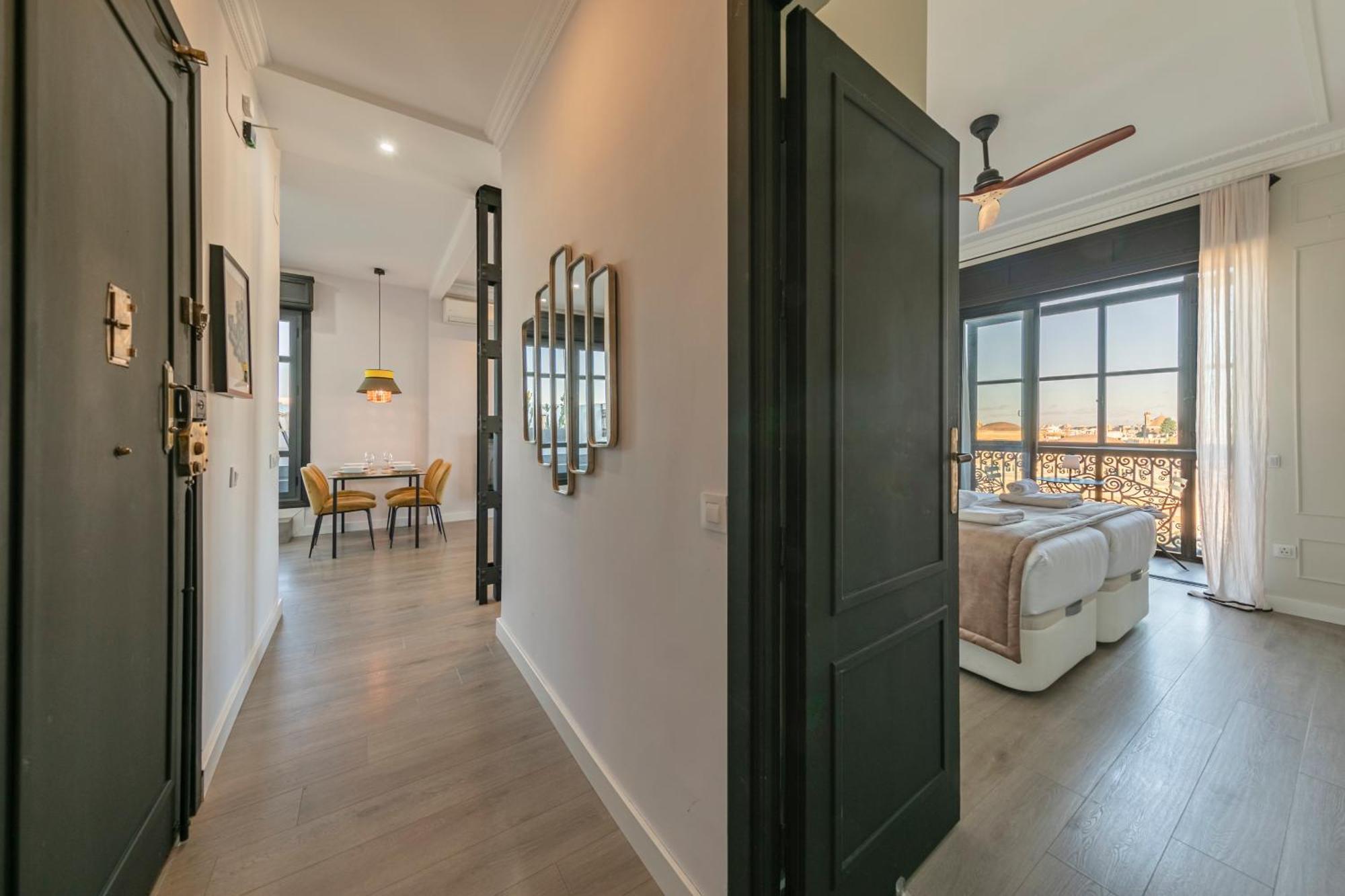 Isg Apartments Modern Atticpool At The Cathedralfree Parking Sevilla Dış mekan fotoğraf